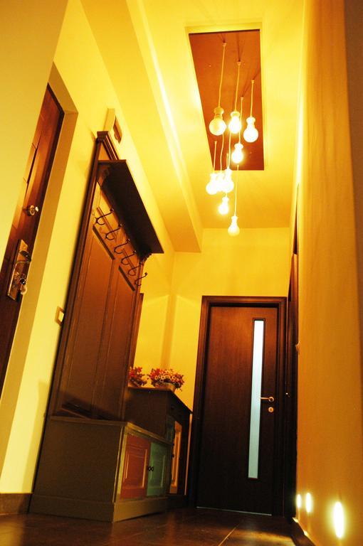Classic Apartment Braşov Esterno foto