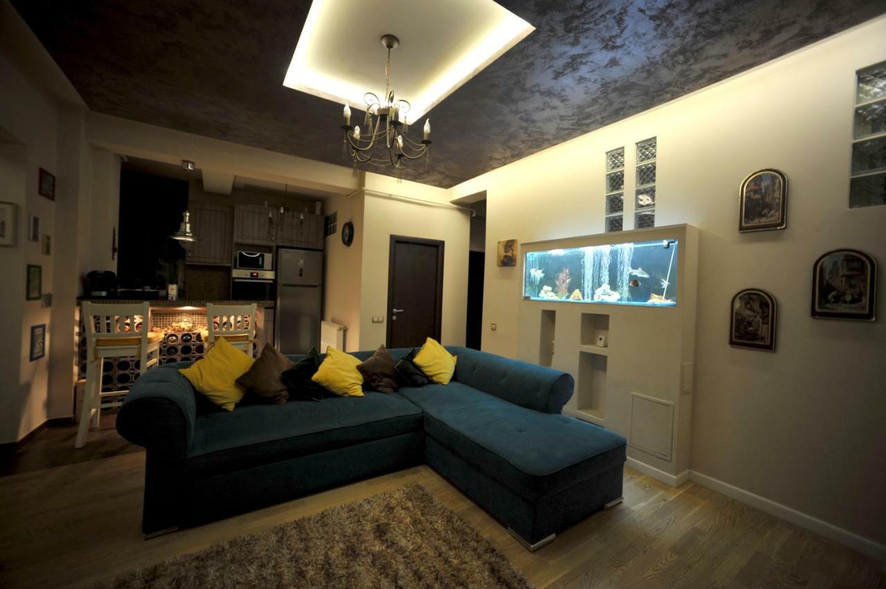 Classic Apartment Braşov Esterno foto